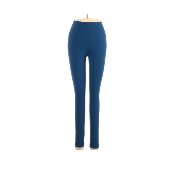 *SOLD Lululemon Align 7/8 leggings Poseidon blue - Picture 9 of 12